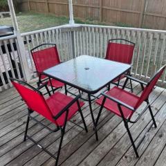 La Vergne hottub hospital mancave 75in Tv
