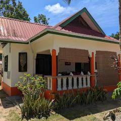 La Passe Guesthouse Self Catering Bungalow