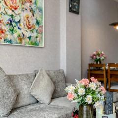 QMP-Deluxe Serviced Apartment in Ba Dinh