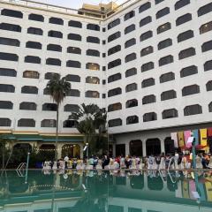 Royal Mekong Riverside Hotel