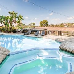 5BR Oasis with Pool, Arcade, Sauna