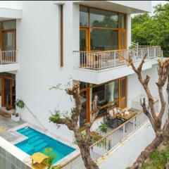 Villa Bougain - Secluded Luxury