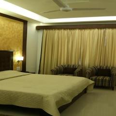 Flamingo Tourist Resort