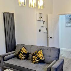 Crystal Palace Stylish gfloor 1bed apartment,3 minutes walk to Crystal palace station