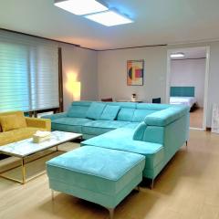 Mid-century design Modern house