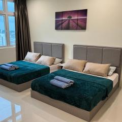 4 Pax - Scenic Riverfront Studio A, Kuching City