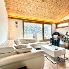 Chasa Stefania, modernes Engadiner Haus mit Wellness und Sauna