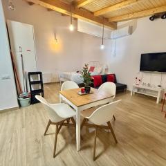 Rosa HOME, Casa independiente