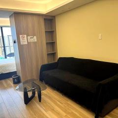 LCONDOTEL Hotel Studio with Balcony at Imperial Plaza near MOA NAIA PITX