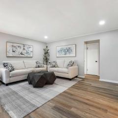 Perfect Location Near Ohare LCP Collection