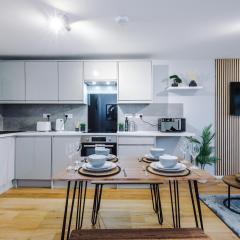 Stylish Two Bedroom Apartment in Stockport by Eason Stays, Ideal For Business Stays and Getaways, with Free Parking