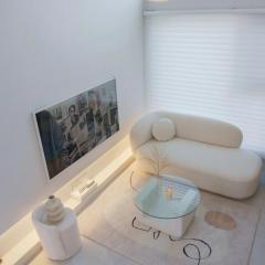Seongsu 10 minutes, K-Architectural Designers' Unique House