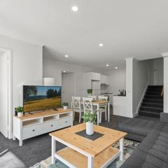 Central Braddon Retreat with Balcony & Pool Access