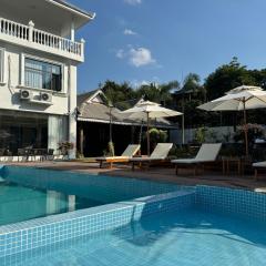 Jinghong City Chenduo Nanshan Hotel