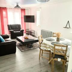 The Grand Forsyth Apartment - Two bedroom