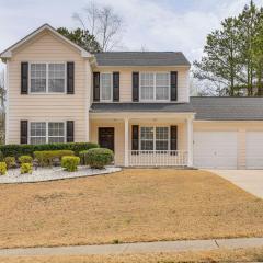 14 Mi to Lake Lanier Family Home with Yard