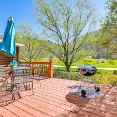 Fire Pit and Decks Creekside Cabin in Robbinsville