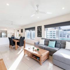 Harbour Hush - Poolside Central Base near Waterfront