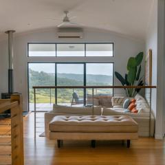 Luxury Hilltop Hideaway Private Outdoor Bath Stunning Hinterland Views