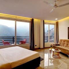 Hilltop Valley View Villa Nainital