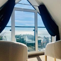 Unique Apartment with Stunning Views 2B
