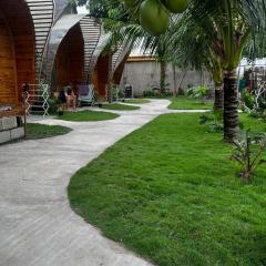 The Backyard Inn