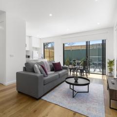 Domi Rentals - The Moorabbin Townhouse