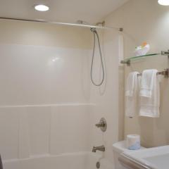 Lakeshore Lodging Lodge 622