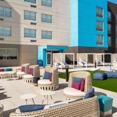 Hotel Lela Wilmington, Tapestry Collection By Hilton