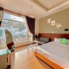 Quang Minh Dalat Hotel