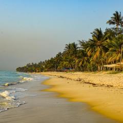 Cozy Beachfront Room-NYALI