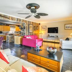 Family Home with Private Pool and Hot Tub in Lewes