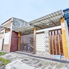 Hotel O Sobat Ijen HomestayNearSungai Prengsengan