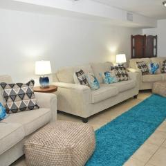 Oceanfront Bliss: 3-Bedroom, Pools & Peloton bike!