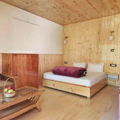 Apple Orchard Suite 1