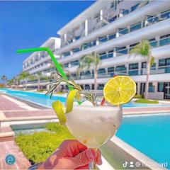 Cana Rock Star-Two apartments very close-Ground floor direct access to the pool