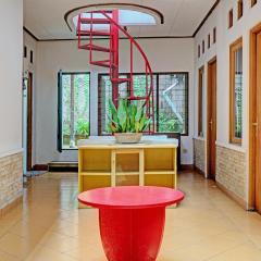 OYO Life 92589 Geusan Ulun Residence