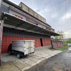 Hotel O Kost Nian Syariah Near SPBU Pertamina 74.91657 Mattirotasi Sidrap