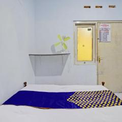 OYO Life 92921 Omaya Kost Syariah