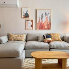 Luxury 3BR Retreat I Sunny Views
