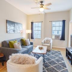Bright & Modern 3BR and 1BA in Logan Square