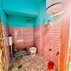 Adil Paying Guest house Tangmarg,Gulmarg