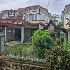 Homestay Saujana Utama