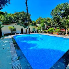 Paradiso Nature Retreat, Jim Corbett #premium rooms #dhikuli prime location #big swimming pool #parking #Cafe #lap of nature #guest preferred #best selling