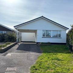 Sea View Bungalow in Carbis Bay Sleeps 6