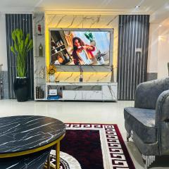Stylish 2 Bedroom Apartment in the Heart of Abuja - Netflix,Wifi