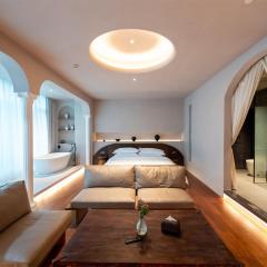 Shanheli wabi Sabi Natural Wind Hotel Chenghai Branch