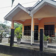 Ndalem Katresnan Kalongan "Homestay"