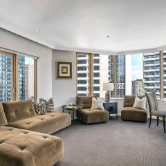 At Home with Sydney Harbour Bridge and Opera House