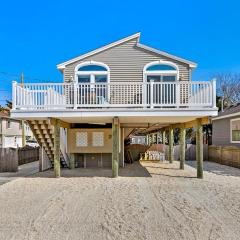 Ship Bottom Single Family Home With Four Bedrooms And 2,5 Baths That Sleeps 12, Decks With Views, Private Yard, Beach Badges, Wifi, Washer Dryer,,